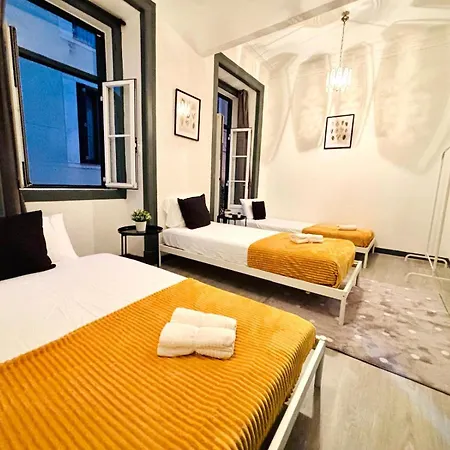 Hostel Bairro Alto, Location Of