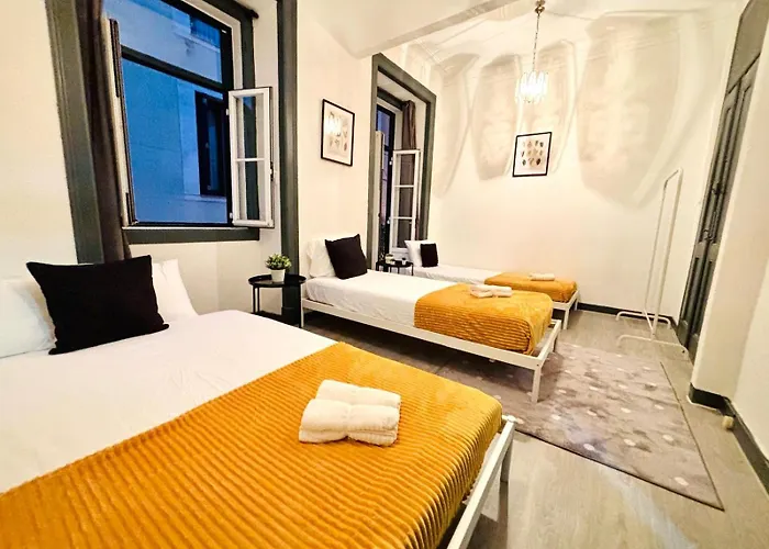 Hostel Bairro Alto, Location Of