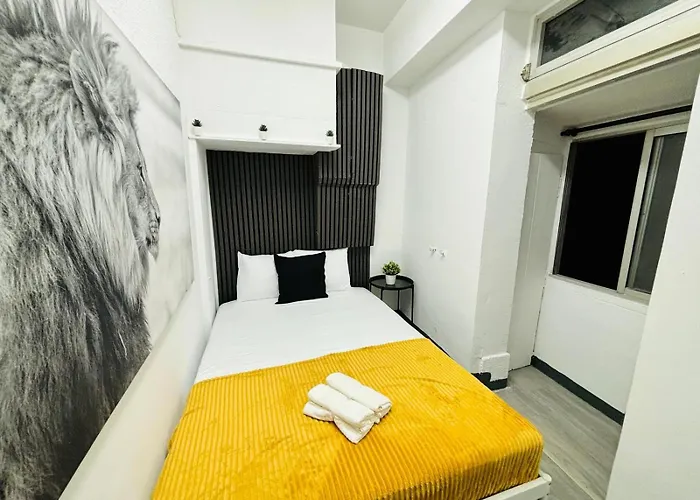 Bairro Alto, Location Of Hostel