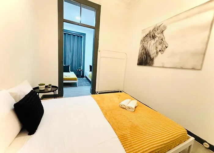 Hostel Bairro Alto, Location Of *